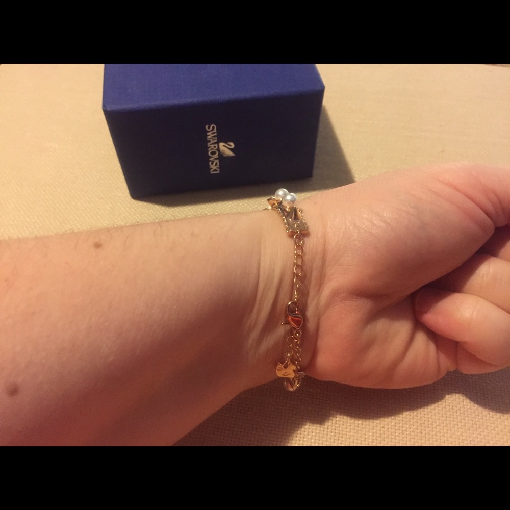 Swarovski  bracelet - Picture 3 of 5